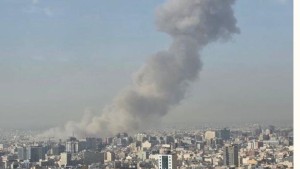 أمريكا تشن هجوما مشتركا مع الاحتلال على إيران