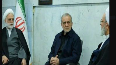 مجلس القيادة المؤقت في إيران يعقد اجتماعه الثاني 