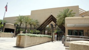 وول ستريت جورنال: السفارة الأمريكية بالرياض تعرضت لهجومين الثلاثاء