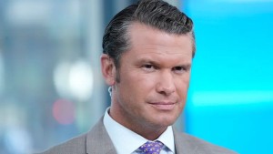 وزير الدفاع الأمريكي: لن نوسع أهدافنا العسكرية في إيران