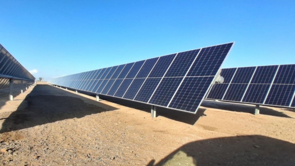 وزارة الصناعة تطلق طلب عروض لإنجاز محطة فولطاضوئية بقبلي