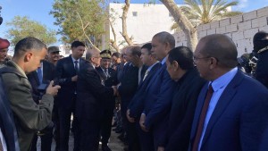 وزير الدفاع: تجربة رجيم معتوق والمحدث نموذج ناجح لتنمية المناطق الحدودية