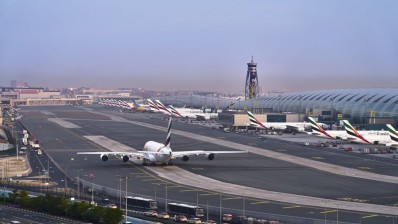 تعليق العمليات بشكل مؤقت في مطار دبي