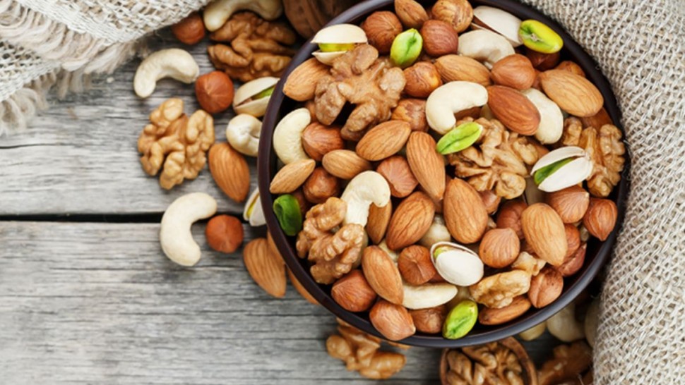 ارشاد المستهلك تطالب بتسقيف أسعار الفواكه الجافّة وتحديد هوامش الربح