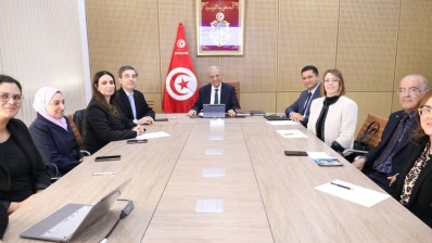 وزير الصحة يشرف على جلسة لوضع استراتيجية وطنية لصحة العيون