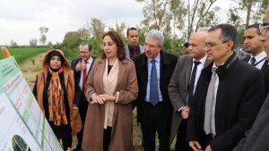 وزير الفلاحة يتابع تقدم المشاريع الفلاحيّة والمائيّة بالقيروان