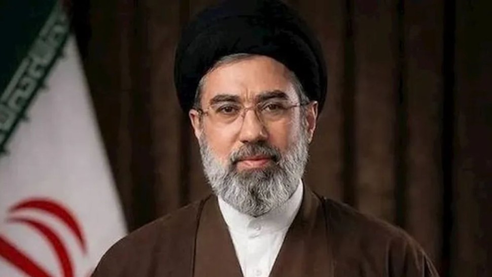 نجل الرئيس الإيراني: المرشد الجديد "بخير"