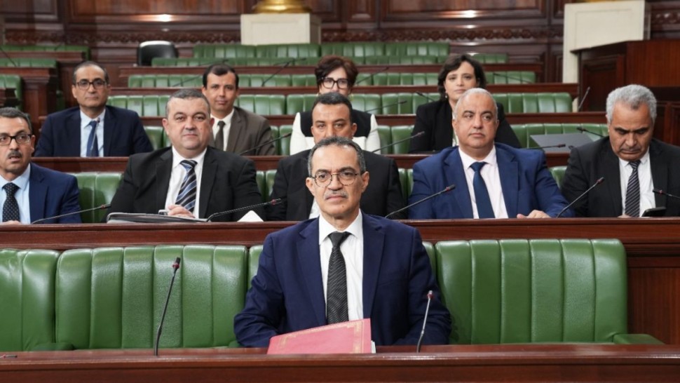 وزير الفلاحة: إجراءات لدعم مربي الأبقار وتطوير قطاع الحليب والأعلاف والصحة الحيوانية