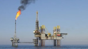 منصة بيترولية