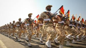 واشنطن تطلب من حلفائها تصنيف الحرس الثوري وحزب الله منظمتين إرهابيتين