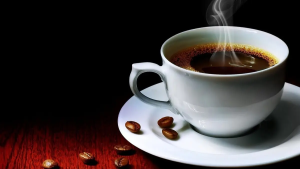 طبيب: تناول كوبين إلى خمسة أكواب قهوة يوميًا يحقق فوائد متعددة لصحة القلب