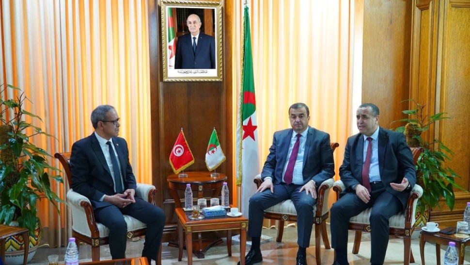 تونس الجزائر