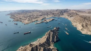 إيطاليا تقترح إنشاء «ممر إنساني» عبر هرمز لنقل الأسمدة