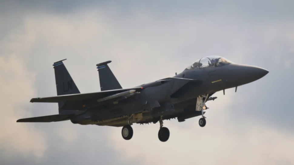 واشنطن تؤكد إسقاط مقاتلة أمريكية في إيران وإنقاذ أحد طيارَيها