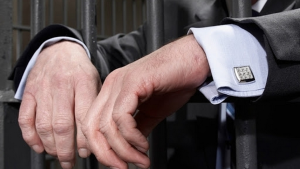 سوسة: بطاقات إيداع بالسجن ضد كتبة محكمة بسبب نقص في مخدرات محجوزة