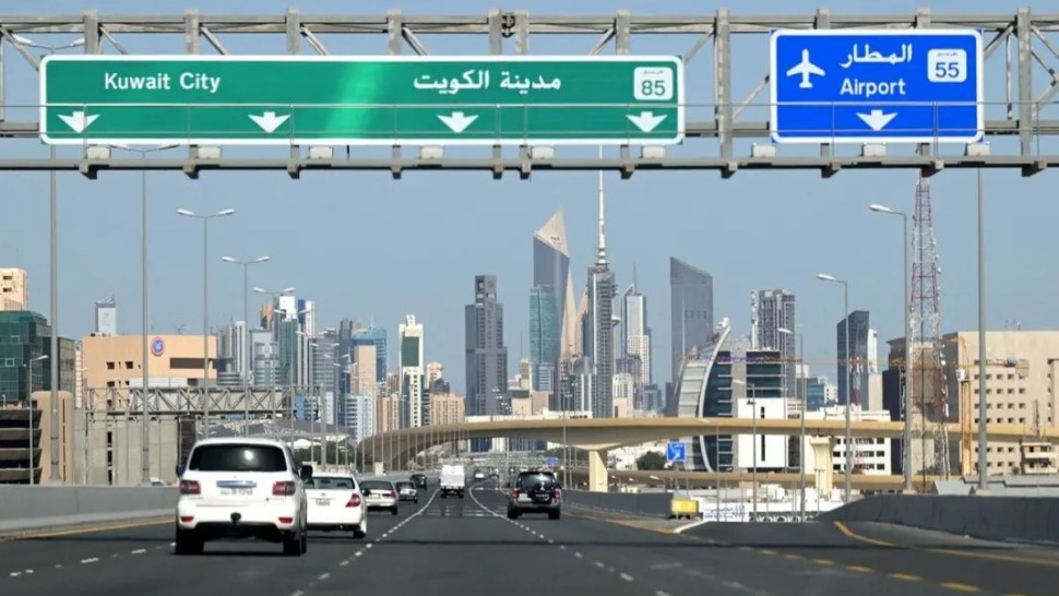 مسيرات إيرانية تصيب محطات كهرباء بالكويت.. وحريق في البحرين