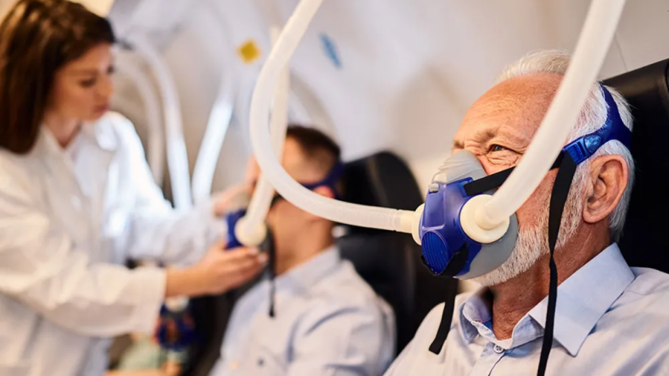 طبيب مختص: قريبا اعتماد الأوكسيجين المضغوط في تأهيل مرضى الجلطة الدماغية