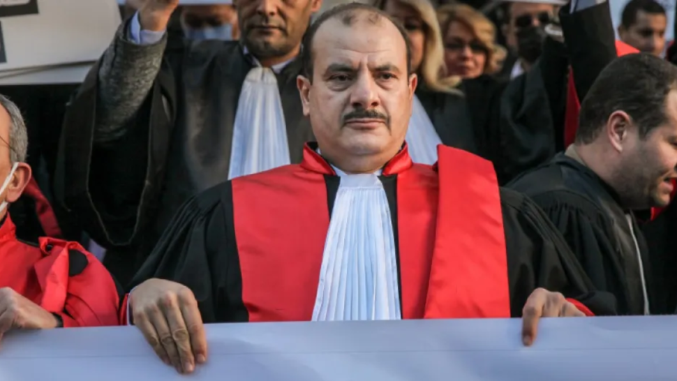 سنة سجنا في حق رئيس جمعية القضاة التونسيين أنس الحمادي