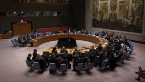 مجلس الأمن يصوّت على مشروع قرار مخفف لإعادة فتح مضيق هرمز