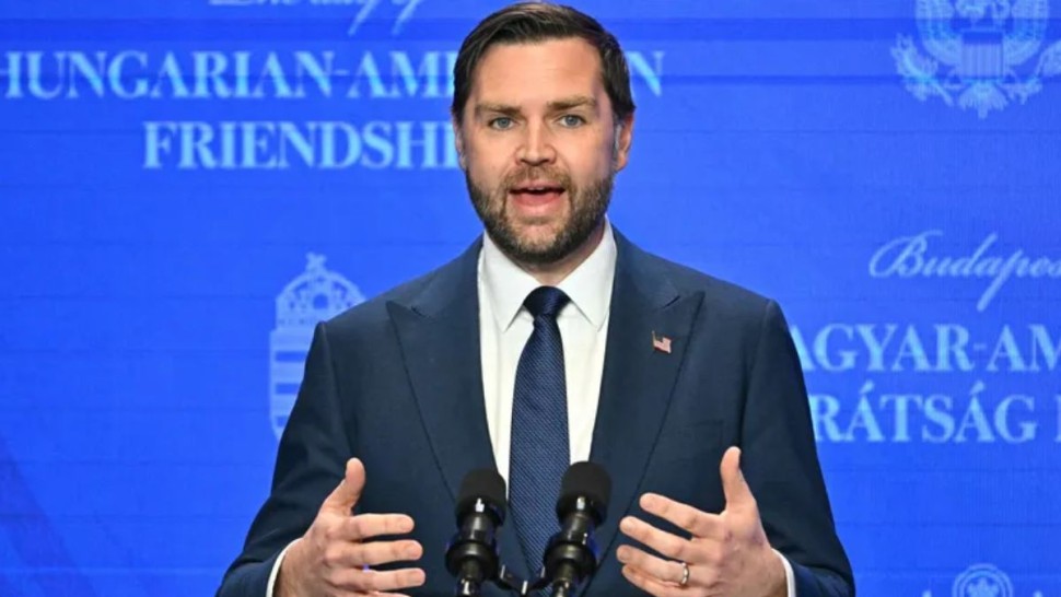 فانس: الأهداف العسكرية لحرب إيران اكتملت