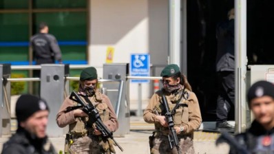 تركيا: ايقاف 10 أشخاص إثر الهجوم على قنصلية الاحتلال في اسطنبول