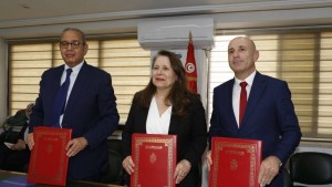 توقيع ميثاق التنافسية للنهوض بقطاع الصناعات الإلكترونية في أفق سنة 2030