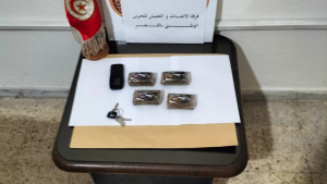 قفصة: الاحتفاظ بشخص بعد حجز 4 صفائح "زطلة بحوزته"