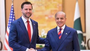 وزير الخارجية الباكستاني : سنسعى لتيسير الحوار بين إيران وأمريكا في الأيام المقبلة