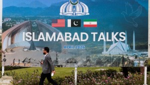 وزير الخارجية الباكستاني : سنسعى لتيسير الحوار بين إيران وأمريكا في الأيام المقبلة