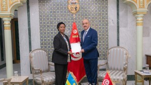 سفيرة رواندا