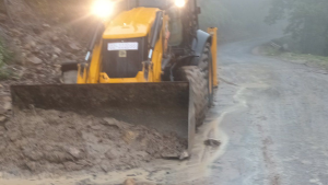 جندوبة: انزلاق خطير بالطريق المحلية بين ببوش وحمام بورقيبة والبلدية تحذّر..