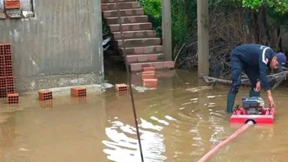 الحماية المدنية: القيام بـ39 عملية ضخ لمياه الأمطار واجلاء 3 أشخاص