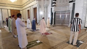 غدا : جلسة استماع برلمانية حول مقترح قانون النظام الأساسي للاطارات المسجدية