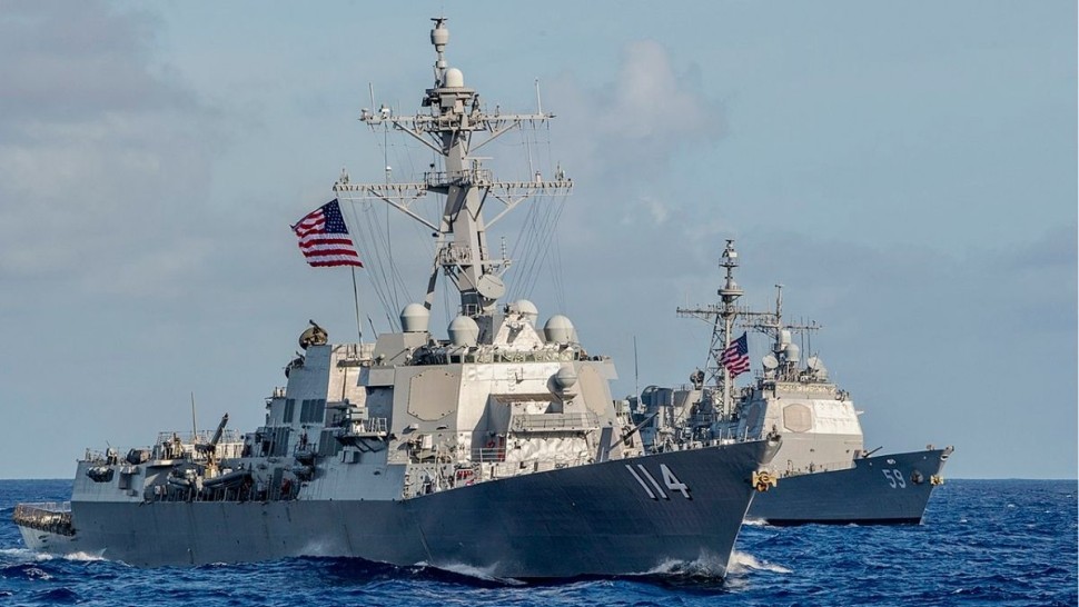 وزير الخزانة الأمريكي: سنواصل فرض الحصار على الموانئ الإيرانية