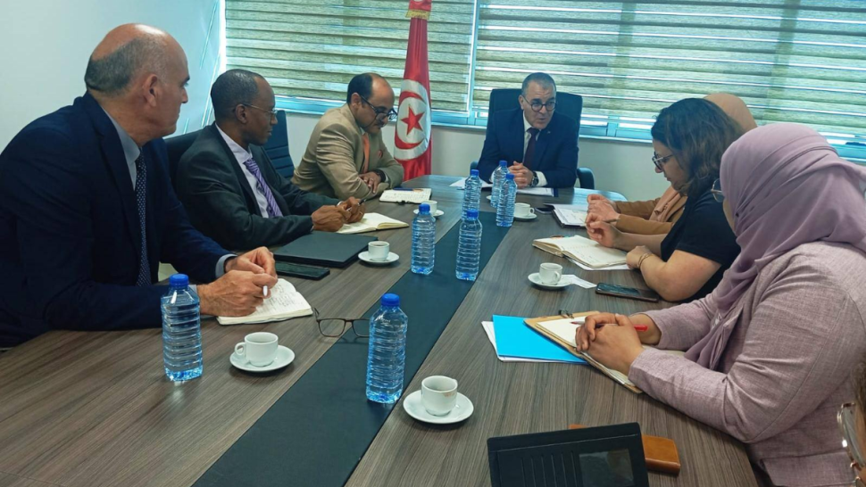 تونس والبنك الإسلامي للتنمية يبحثان تعزيز التعاون ودعم المشاريع التنموية
