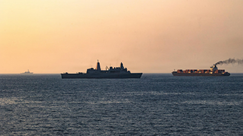 القوات المسلحة الإيرانية تهدد بالرد في حال تواصل الحصار البحري الأميركي