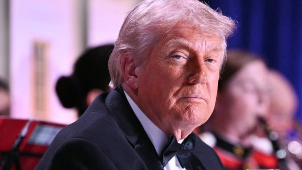 إجلاء ترامب من عشاء مراسلي البيت الأبيض بعد حادثة إطلاق نار