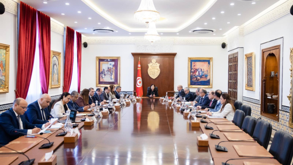 مجلس وزاري يقر جملة من الإجراءات لفائدة التونسيين بالخارج
