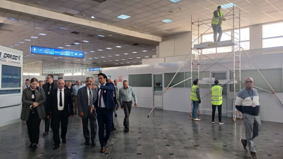 وزير النقل يعاين مدى استعدادات لتأمين موسمي الحج وعودة التونسيين بالخارج