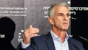 رئيس الموساد: حصلنا على معلومات قيمة من داخل إيران