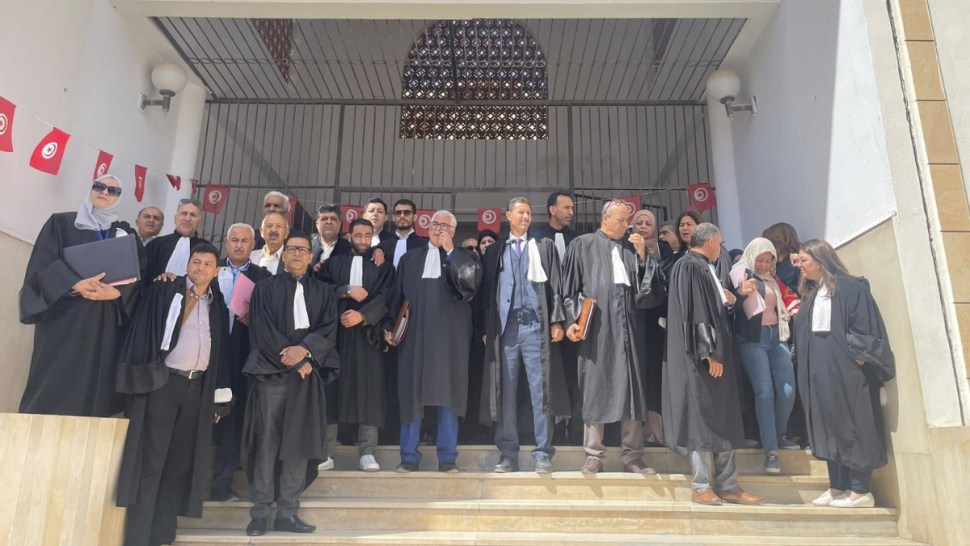 قفصة: وقفة احتجاجية للمحامين أمام المحكمة الإبتدائية