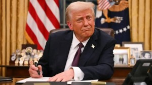 الجيش الأميركي يطلع ترامب على خيارات عسكرية بشأن إيران