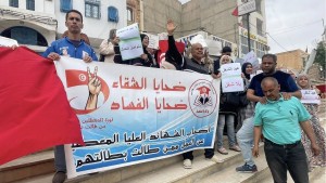 قفصة : معطلون عن العمل يطالبون بتفعيل قانون انتداب من طالت بطالتهم