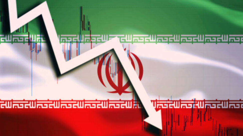 وزير الخزانة الأمريكي: الاقتصاد الإيراني في حالة سقوط حر