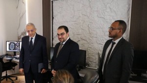 وزير الصحة يبحث تعزيز التعاون مع وفد عن المركز الأفريقي لمكافحة الأمراض