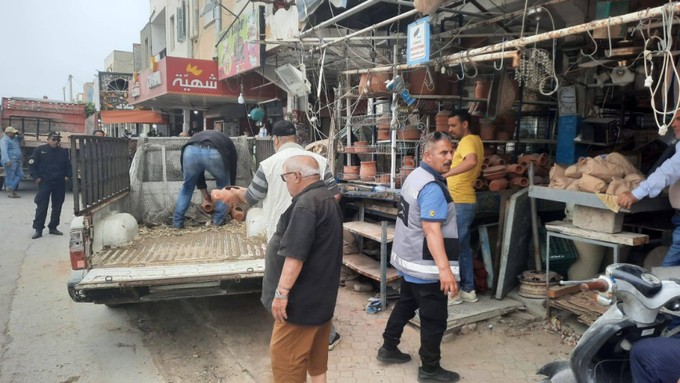 صفاقس: قرارات غلق وإزالة لمحلات مخالفة بنهج الأردن في تدخل ميداني غير مسبوق