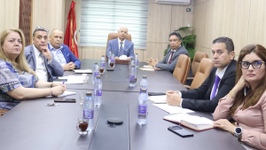 وزير التجارة يدعو إلى تعزيز تموقع الصادرات التونسية بالأسواق العالمية