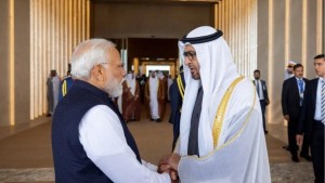 الهند توقع اتفاقيات مع الإمارات في مجالي الدفاع والنفط