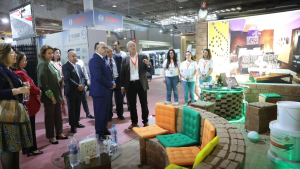 افتتح رئيس ديوان وزارة التجهيز والاسكان قيس بالضياف، نيابة عن الوزير صلاح الزواري، اليوم الثلاثاء 19 ماي، الدورة 17 من الصالون الدولي للبناء والتشييد "قرطاج"، الذي يُنتظم بقصر المعارض بالكرم