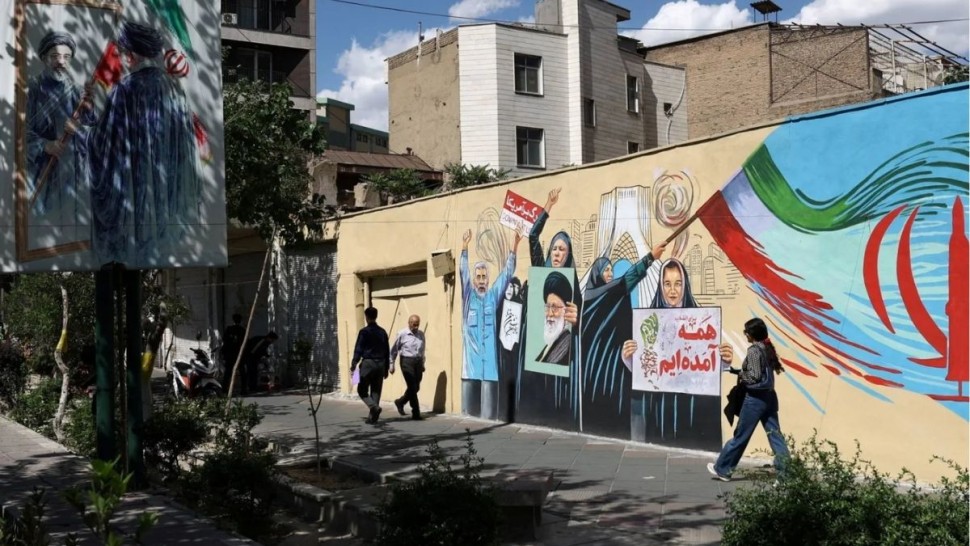 طهران تتمسك بشروطها لإنهاء الحرب: تعويضات وانسحاب أميركي